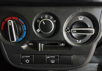 Подержанный автомобиль LADA (ВАЗ) Granta Sedan 2023 года (15 фото)