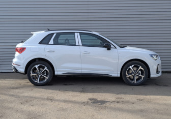 Новый Audi Q3 2025 (4 фото)