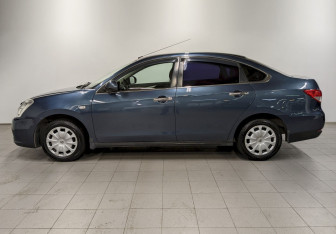 Подержанный автомобиль Nissan Almera Sedan 2015 года (8 фото)