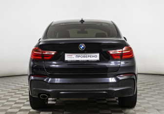 Подержанный автомобиль BMW X4 2018 года (6 фото)
