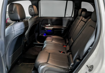 Подержанный автомобиль Mercedes-Benz GLB 2021 года (12 фото)