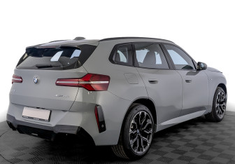 Новый BMW X3 2025 (2 фото)