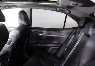 Подержанный автомобиль Toyota Camry Sedan 2024 года (12 фото)