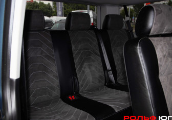 Подержанный автомобиль Volkswagen Caravelle 2018 года (14 фото)