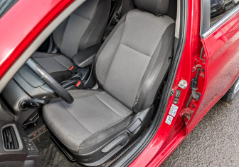 Подержанный автомобиль Hyundai Solaris Sedan 2017 года (20 фото)