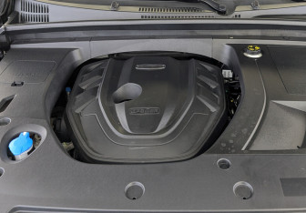 Подержанный автомобиль Geely Tugella 2024 года (9 фото)