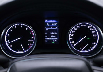 Подержанный автомобиль Toyota Camry Sedan 2020 года (12 фото)