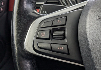 Подержанный автомобиль BMW X1 2017 года (28 фото)