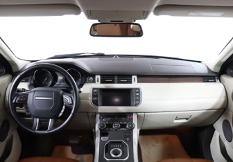 Подержанный автомобиль Land Rover Range Rover Evoque 2014 года (12 фото)