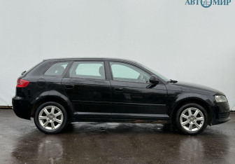 Подержанный автомобиль Audi A3 Hatchback 2010 года (4 фото)