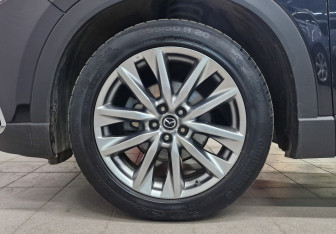 Подержанный автомобиль Mazda CX-9 2018 года (12 фото)