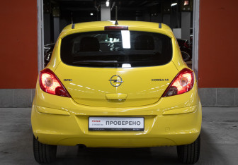 Подержанный автомобиль Opel Corsa 2007 года (6 фото)