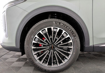 Новый Exeed RX 2025 (7 фото)