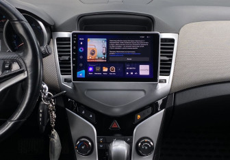 Подержанный автомобиль Chevrolet Cruze Hatchback 2012 года (12 фото)
