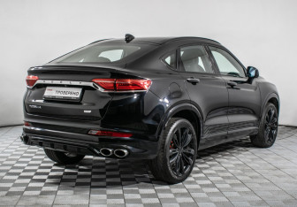 Подержанный автомобиль Geely Tugella 2023 года (5 фото)