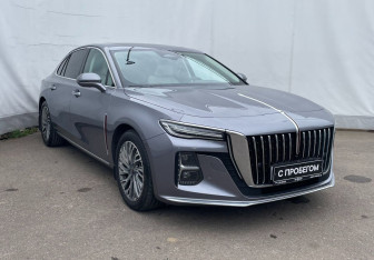 Подержанный автомобиль Hongqi H5 2024 года (3 фото)