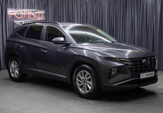 Подержанный автомобиль Hyundai Tucson 2022 года (3 фото)