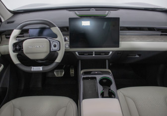 Подержанный автомобиль Jetour Dashing 2024 года (13 фото)