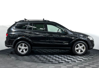 Подержанный автомобиль SsangYong Kyron 2012 года (4 фото)