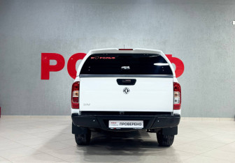 Подержанный автомобиль DongFeng DF6 2022 года (6 фото)