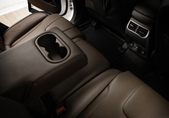 Подержанный автомобиль Hyundai Santa Fe 2022 года (33 фото)