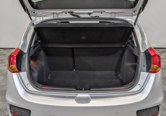 Подержанный автомобиль Kia Ceed Hatchback 2017 года (9 фото)