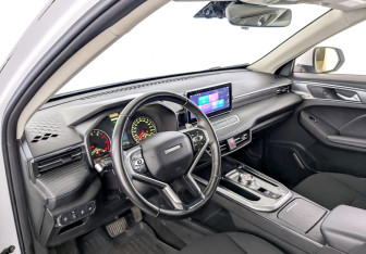 Подержанный автомобиль Haval Jolion 2023 года (16 фото)