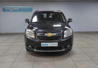 Подержанный автомобиль Chevrolet Orlando 2014 года (8 фото)