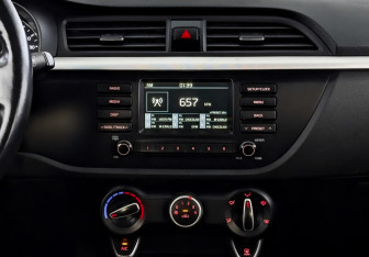 Подержанный автомобиль Kia Rio Hatchback 2020 года (15 фото)