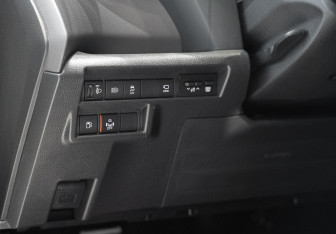 Новый Toyota Sienna 2024 (18 фото)