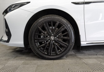 Подержанный автомобиль Chery Arrizo 8 2025 года (18 фото)