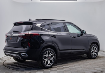 Подержанный автомобиль Kia Seltos 2020 года (5 фото)