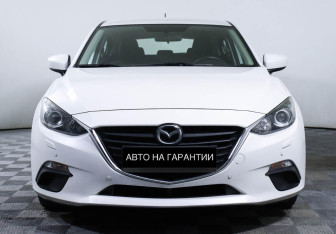 Подержанный автомобиль Mazda 3 Hatchback 2013 года (2 фото)