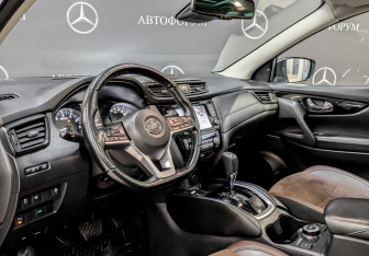 Подержанный автомобиль Nissan Qashqai 2021 года (16 фото)