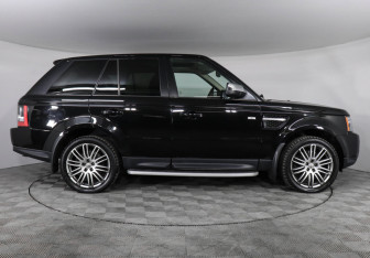 Подержанный автомобиль Land Rover Range Rover Sport 2013 года (4 фото)