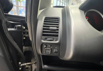 Подержанный автомобиль Honda Jazz 2008 года (14 фото)