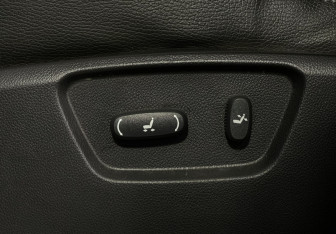 Подержанный автомобиль Opel Antara 2008 года (15 фото)