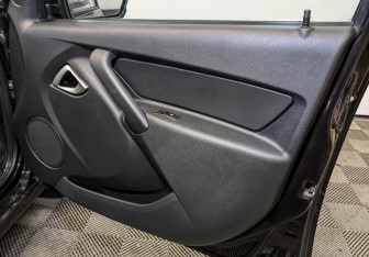 Подержанный автомобиль LADA (ВАЗ) Granta Sedan 2023 года (23 фото)