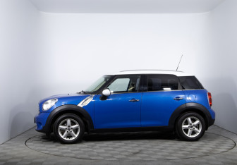 Подержанный автомобиль MINI Countryman 2011 года (8 фото)