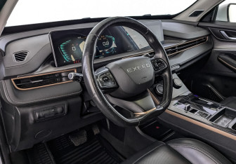 Подержанный автомобиль Exeed LX 2022 года (15 фото)