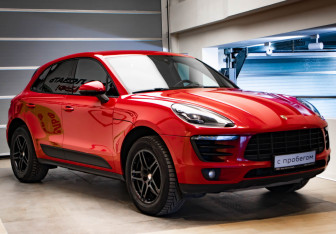 Подержанный автомобиль Porsche Macan 2017 года (3 фото)