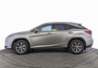 Подержанный автомобиль Lexus RX 2019 года (8 фото)