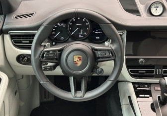 Новый Porsche Macan 2026 (20 фото)
