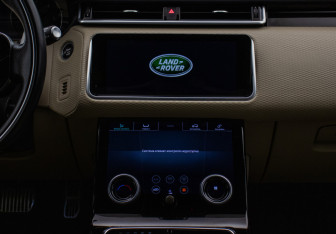 Подержанный автомобиль Land Rover Range Rover Velar 2018 года (14 фото)
