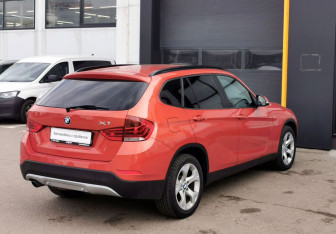 Подержанный автомобиль BMW X1 2014 года (5 фото)