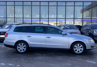 Подержанный автомобиль Volkswagen Passat Wagon 2007 года (5 фото)