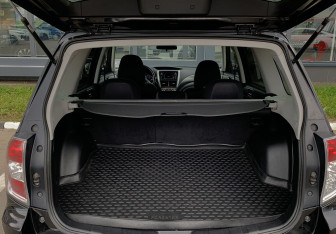 Подержанный автомобиль Subaru Forester Suv 2011 года (9 фото)