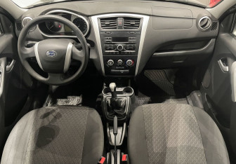 Подержанный автомобиль Datsun on-DO 2015 года (10 фото)