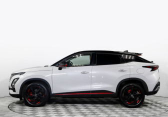 Подержанный автомобиль Omoda C5 2023 года (6 фото)