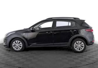 Подержанный автомобиль Kia Rio Hatchback 2020 года (8 фото)